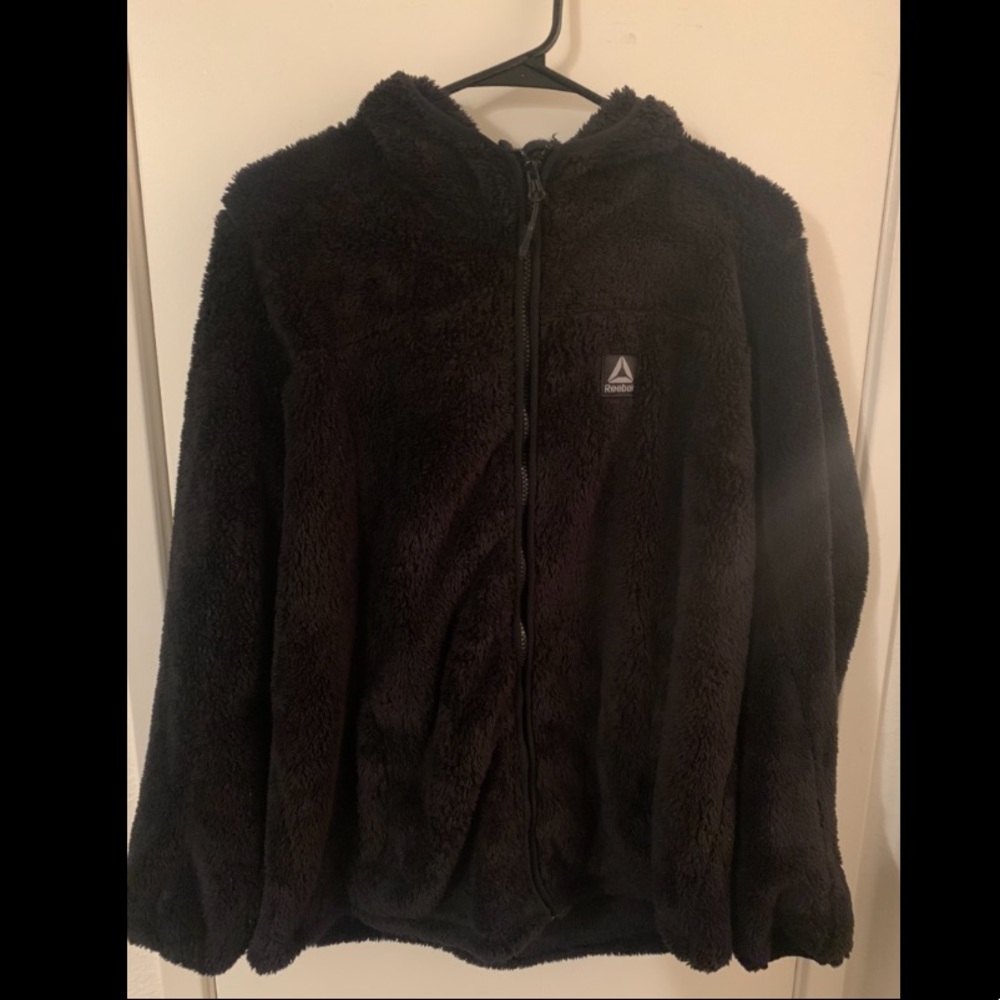 Sherpa Reebok Jacket - Picture 2 of 2